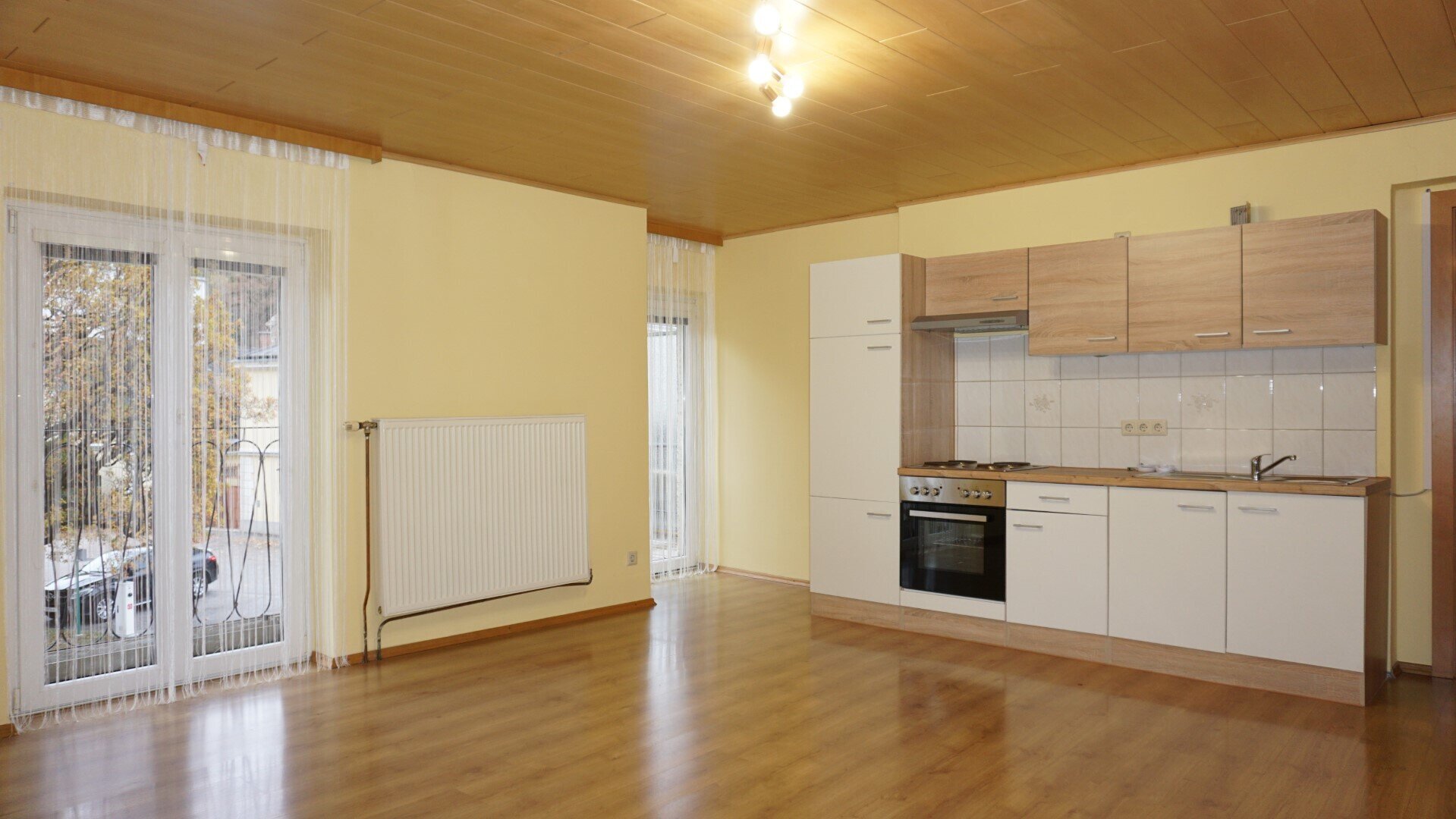 Schöne Mietwohnung mit zwei Balkonen in Payerbach!, 2650 Payerbach, Wohnung