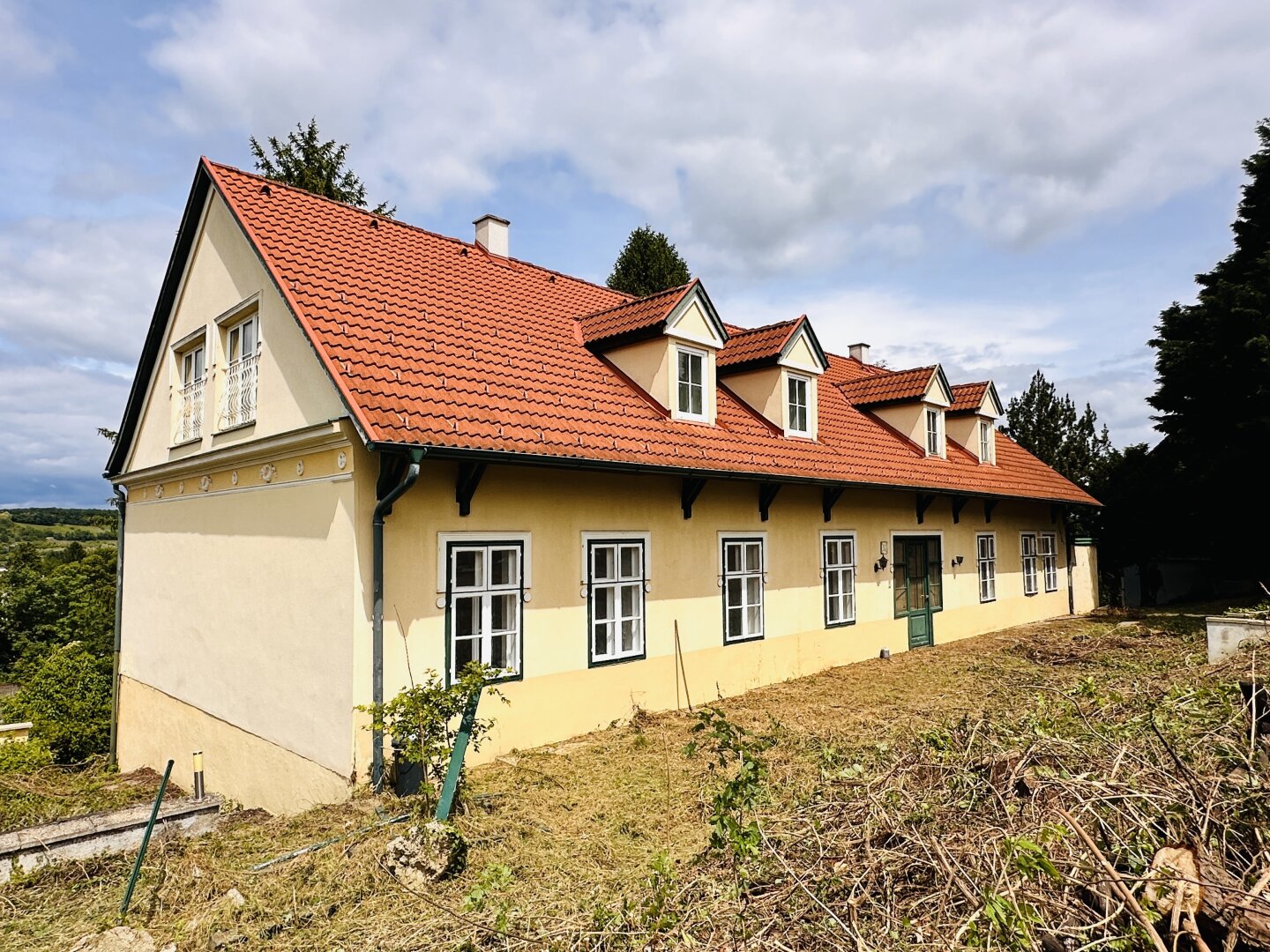 Villa Rosenblick – 7 Wohnungen in Bad Sauerbrunn zu einem tollen Preis-/ Leistungsverhältnis, 7202 Bad Sauerbrunn, Haus